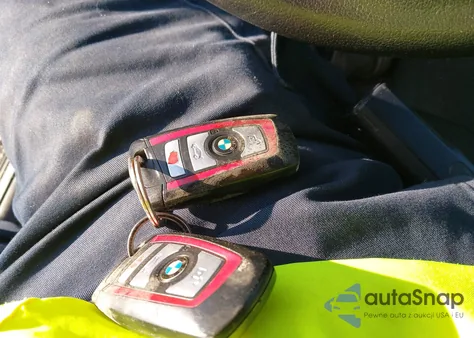 2016 BMW 328I z USA, uszkodzony, nr VIN WBA8E9G5XGNT83451